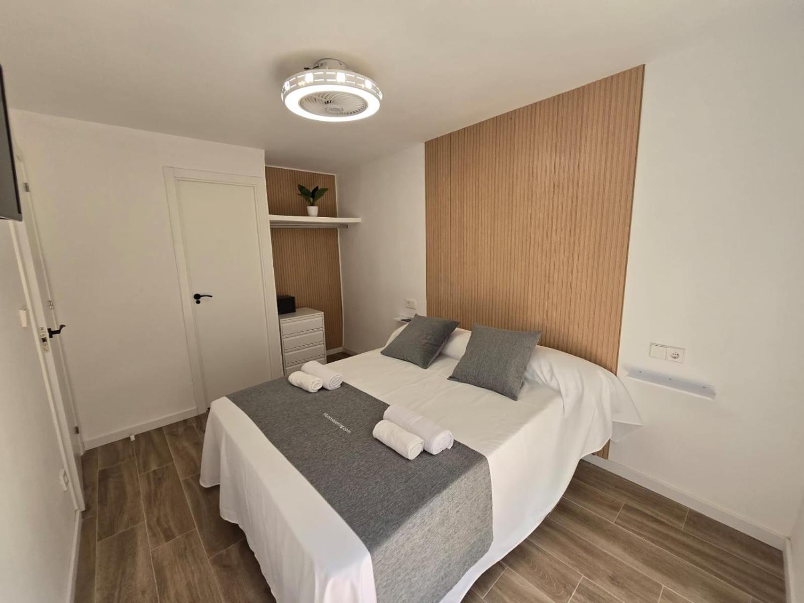 Suites Alameda Centro Levante Benidorm Buitenkant foto