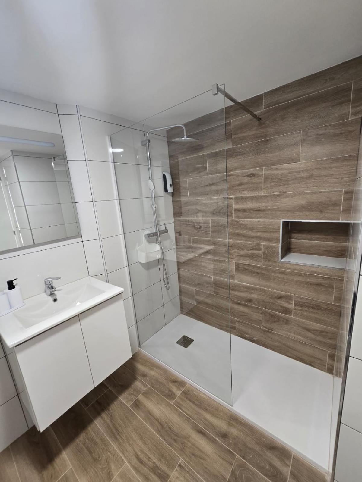 Suites Alameda Centro Levante Benidorm Buitenkant foto