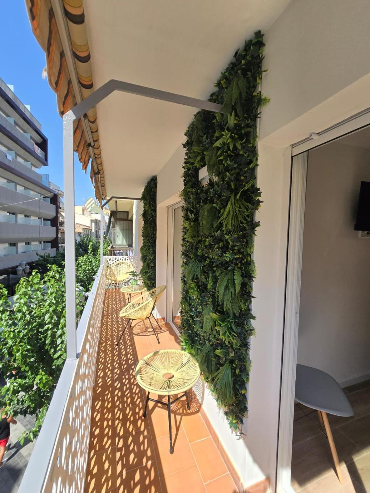 Suites Alameda Centro Levante Benidorm Buitenkant foto