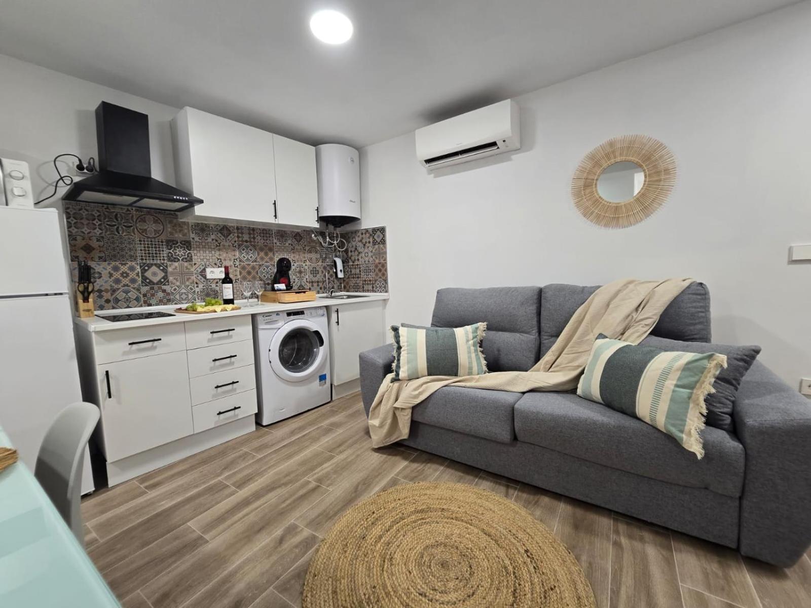 Suites Alameda Centro Levante Benidorm Buitenkant foto