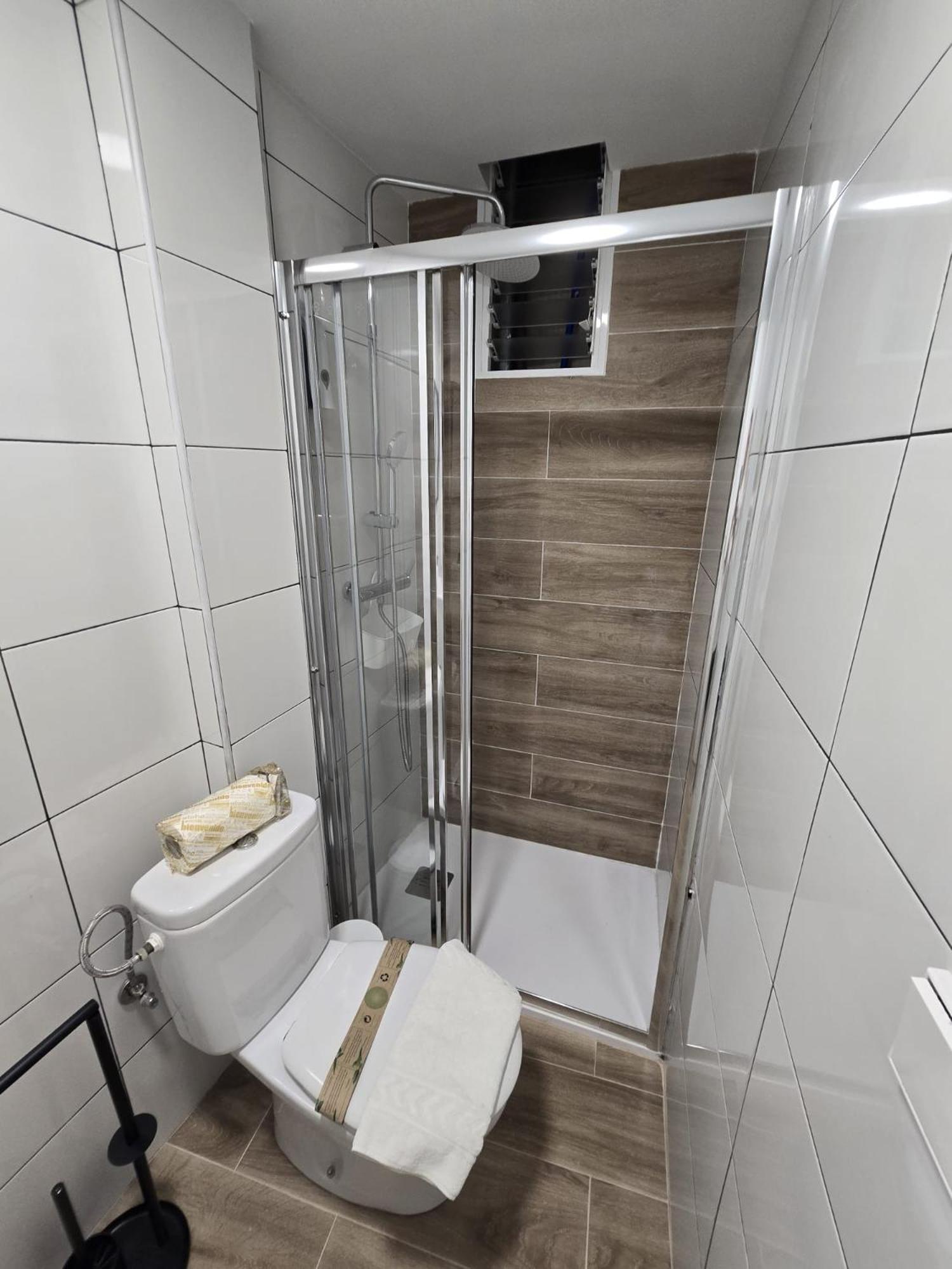 Suites Alameda Centro Levante Benidorm Buitenkant foto