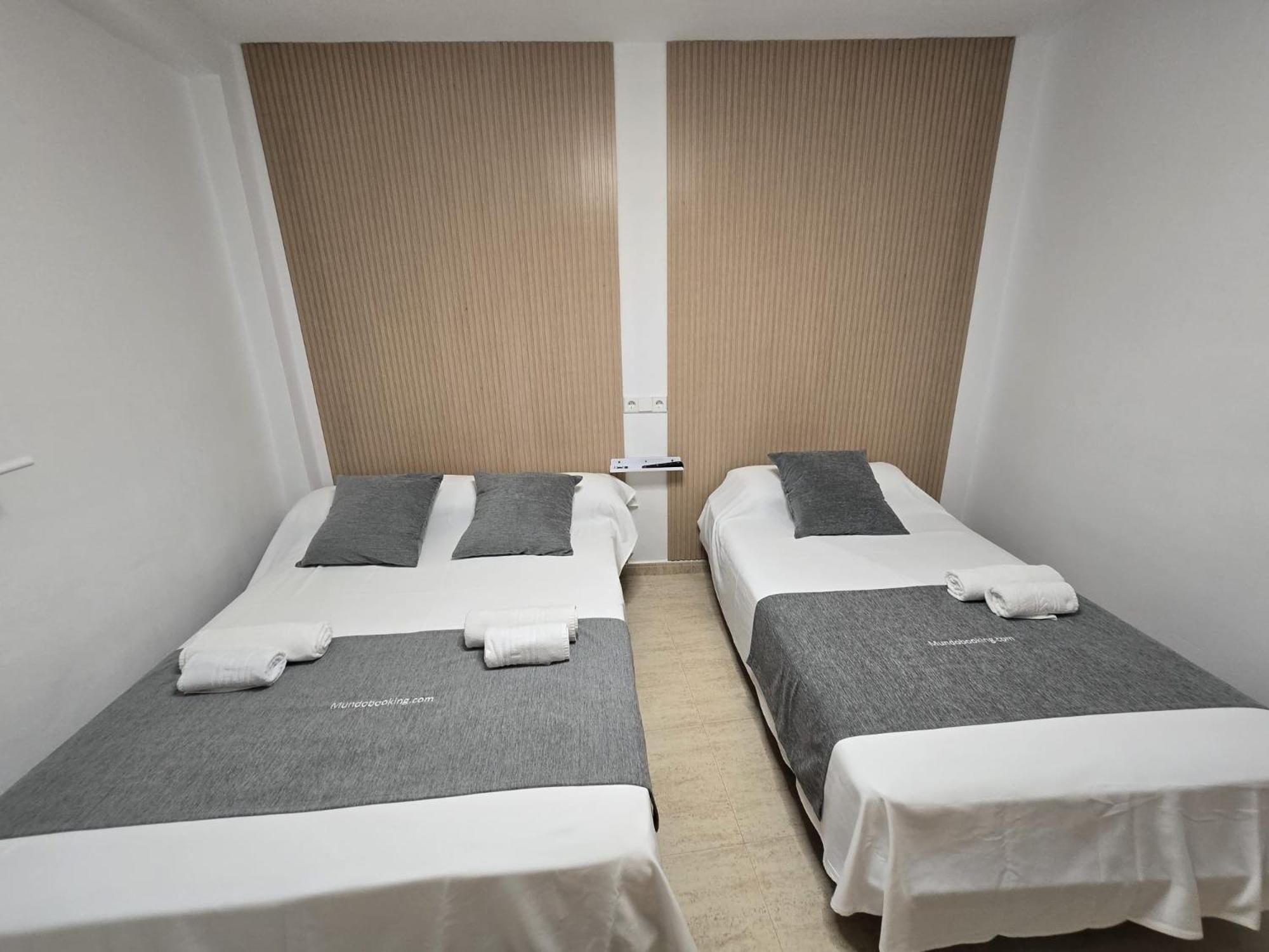 Suites Alameda Centro Levante Benidorm Buitenkant foto