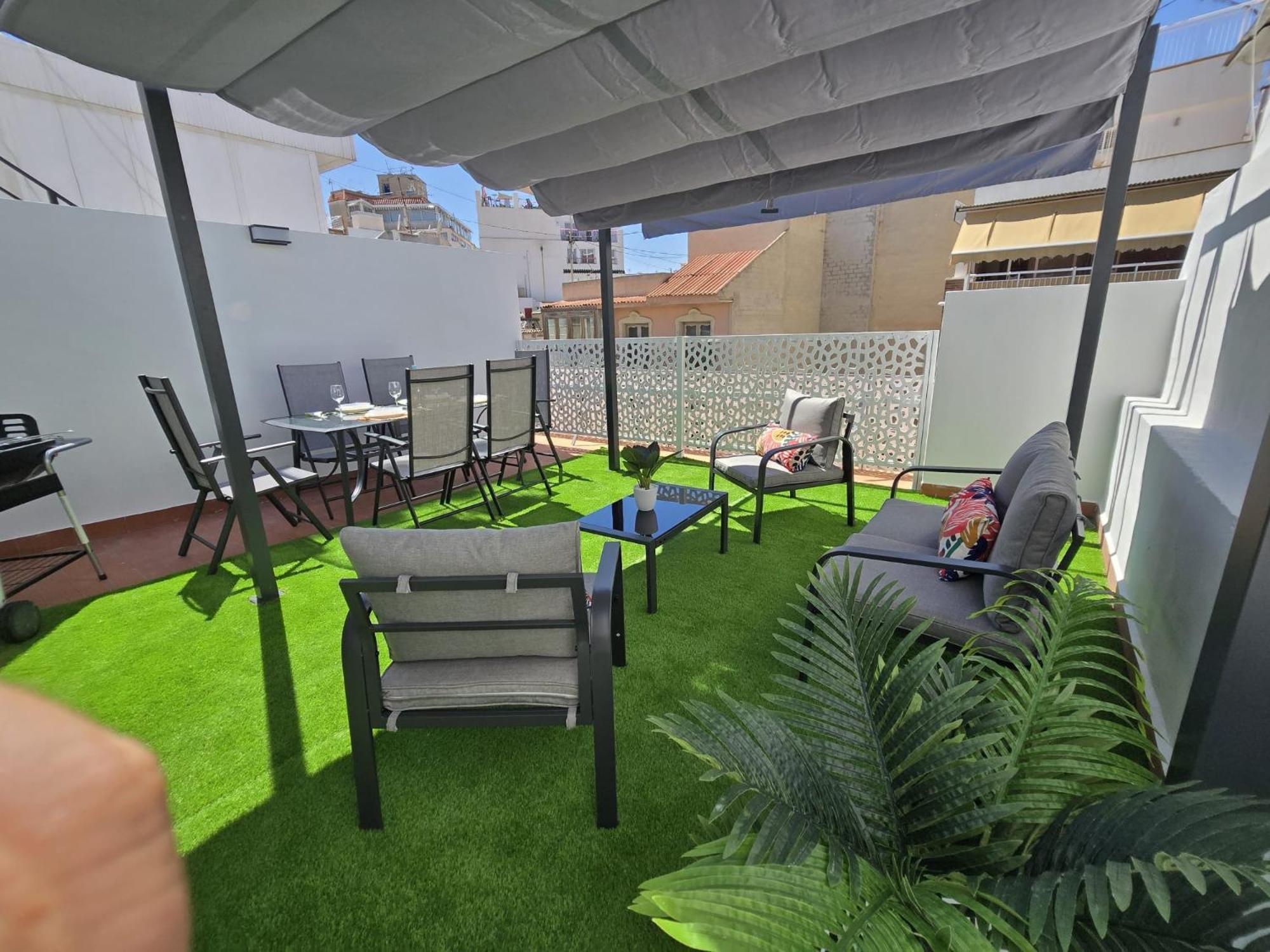 Suites Alameda Centro Levante Benidorm Buitenkant foto
